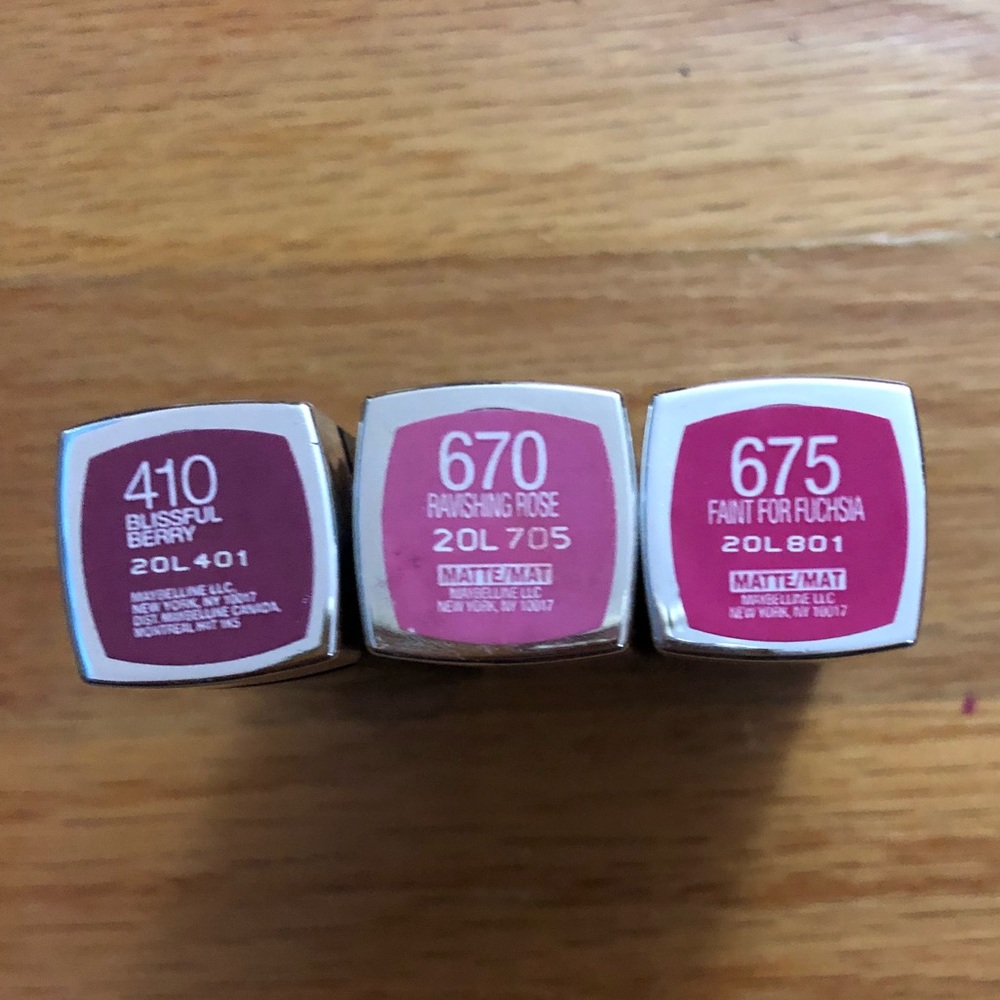 Maybeline lipstick